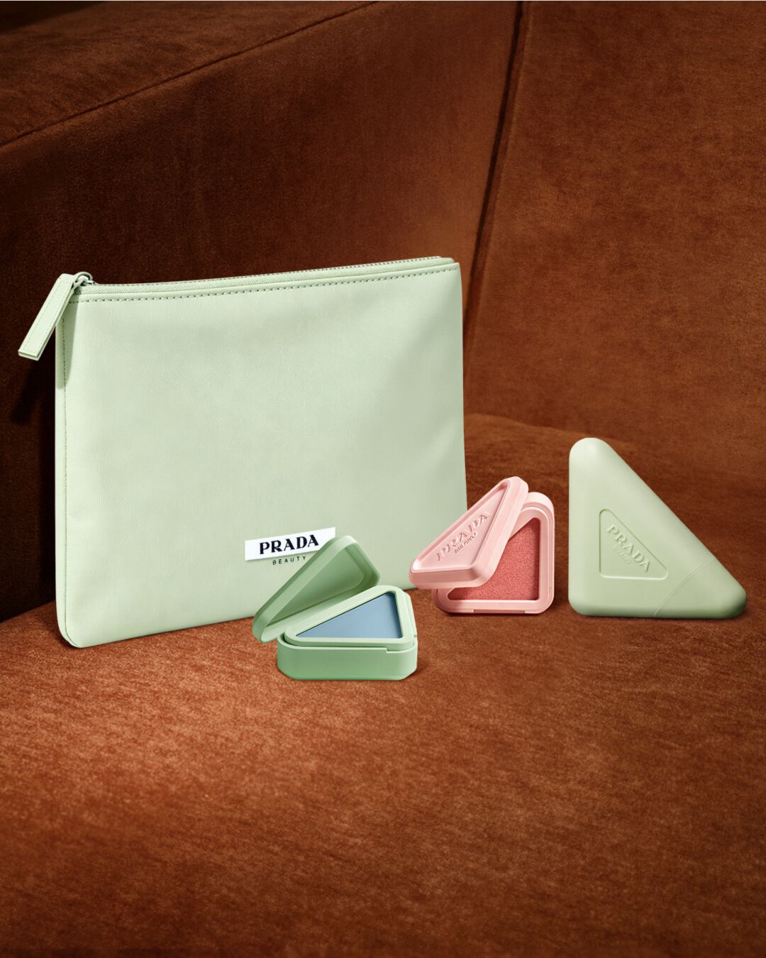 公式》プラダ ビューティ｜PRADA BEAUTY｜化粧品・コスメのオンライン