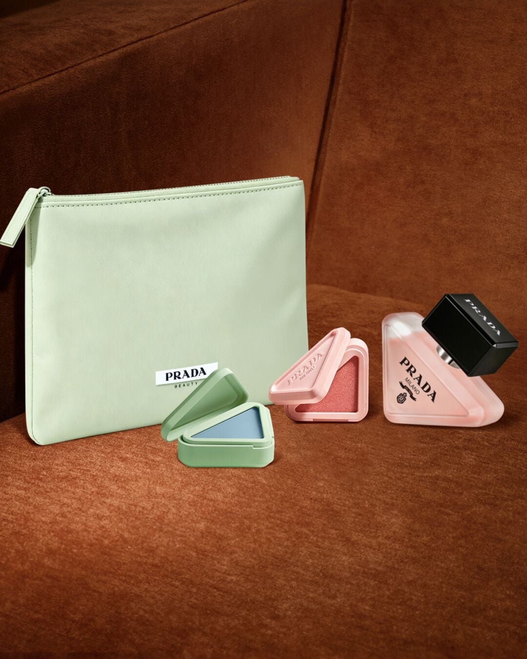 公式》プラダ ビューティ｜PRADA BEAUTY｜化粧品・コスメのオンライン