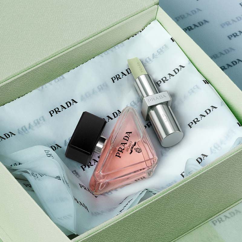 ⭐︎超お買得⭐︎ PRADA リップバーム 2本セット新品未使用 リップバーム オプティマイジング ケア｜プラダ ビューティ公式