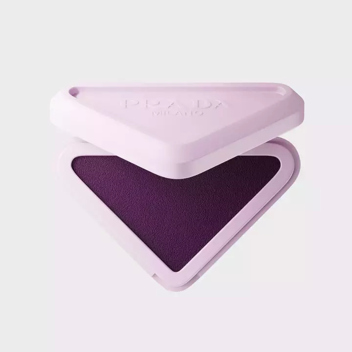 2026-prada-touch-P37-main.webp