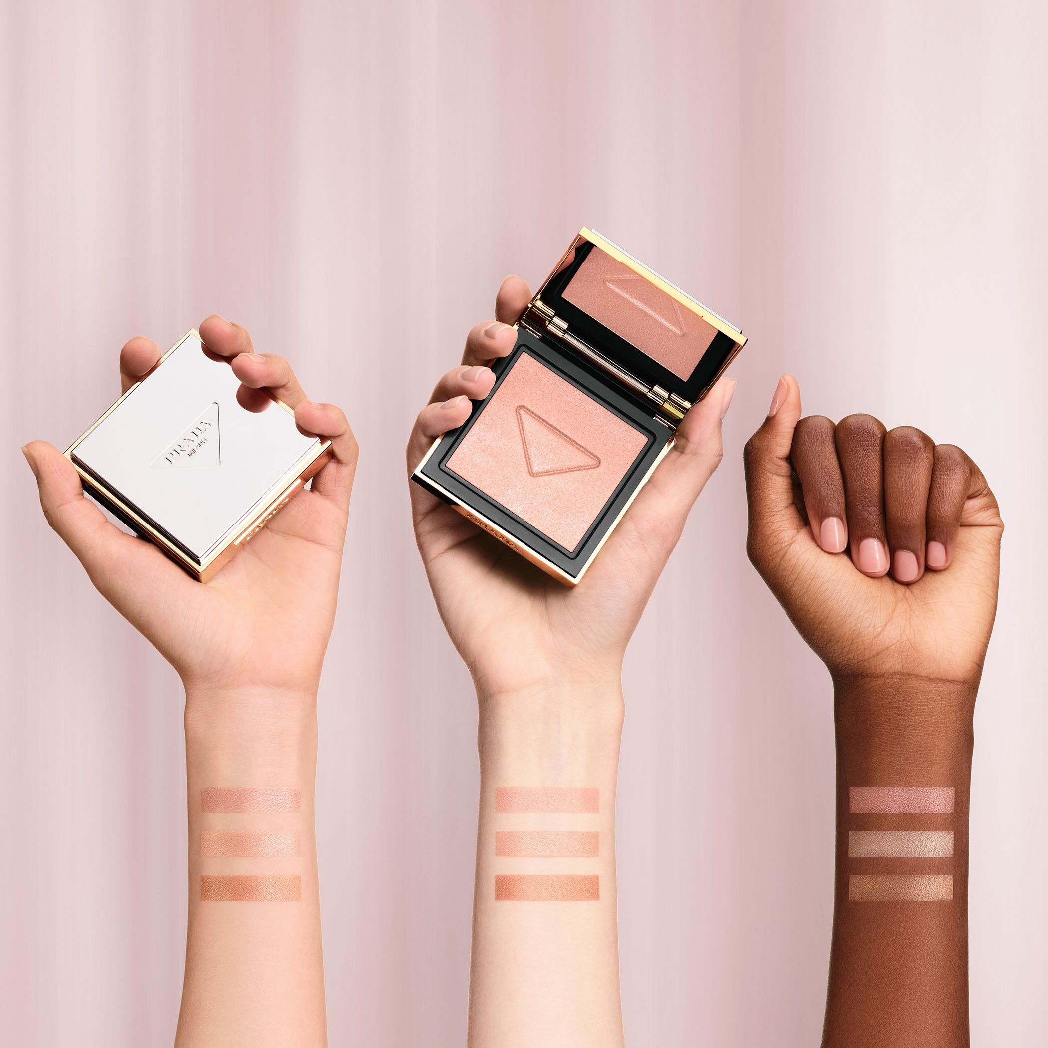 PRADA パウダー Reset Rebalancing Refillable Setting Powder - Prada Beauty