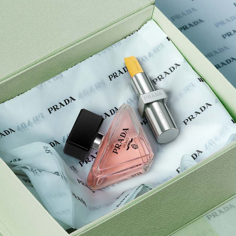 PRADA リップバーム＆モノクロームセット リップ｜プラダ ビューティ公式オンラインストア｜PRADA BEAUTY